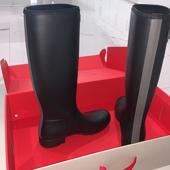 Hunter Original Tour Rain Boots - Picture 8 of 12